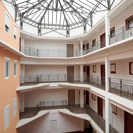Apartment Hyper-centre /4 Personnes/ Cathedrale / Ascenseur *